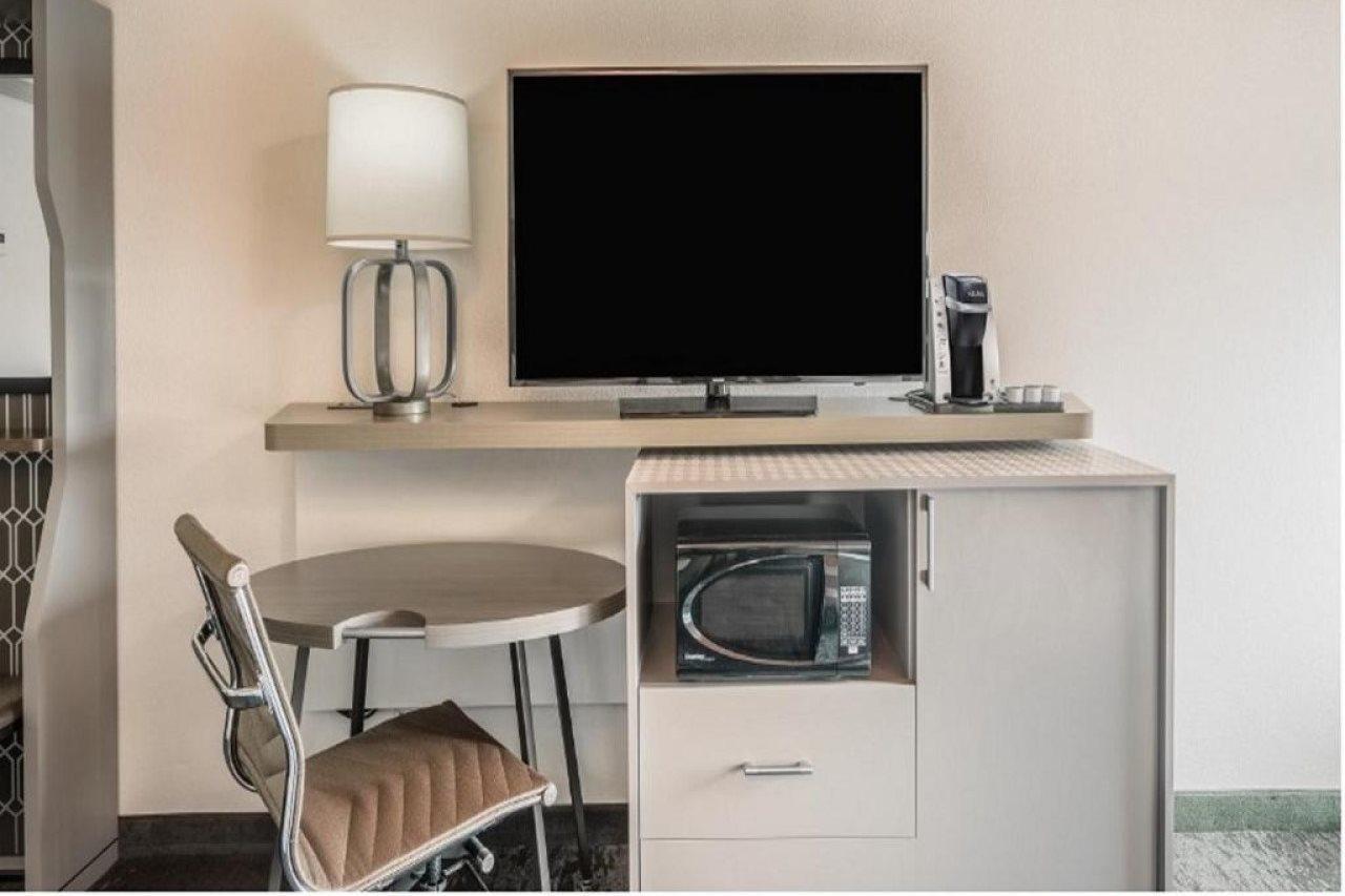 Holiday Inn Roanoke Airport - Conference Ctr By Ihg Luaran gambar